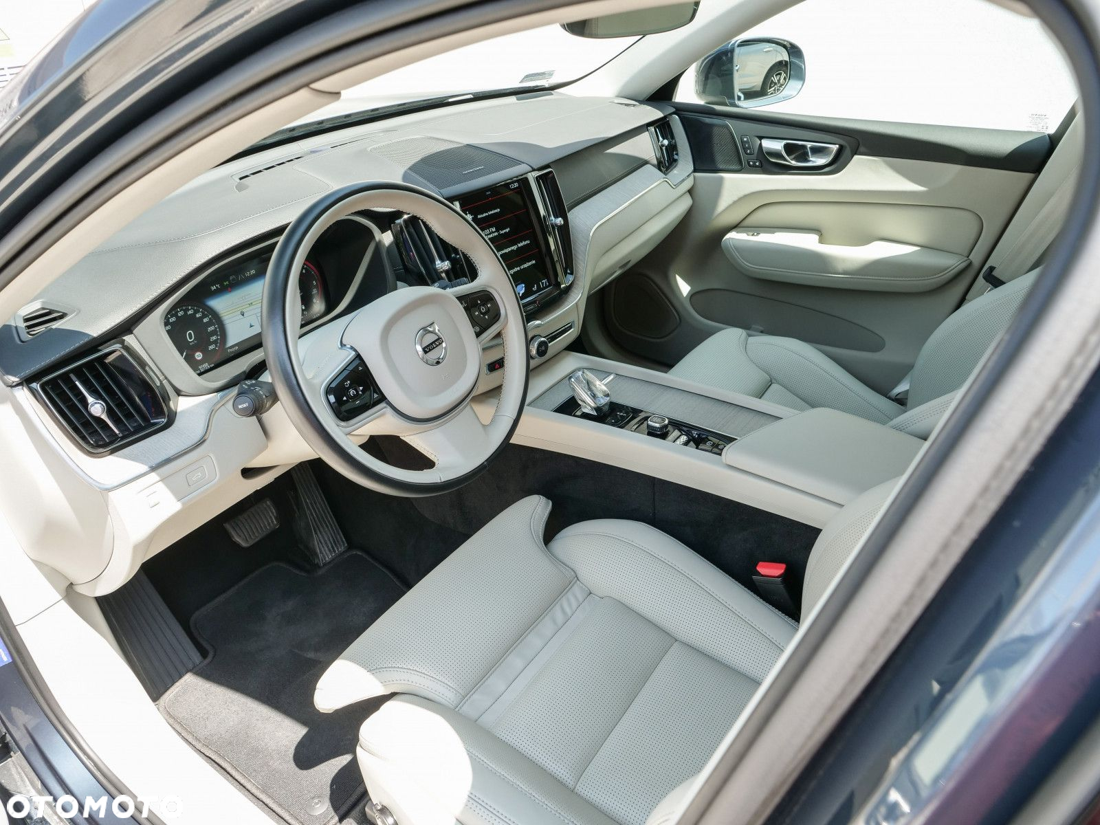 Volvo XC 60 - 13