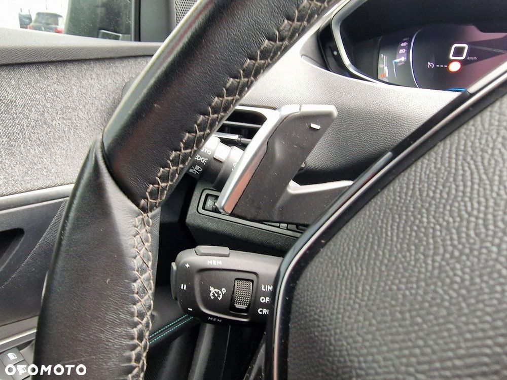 Peugeot 3008 1.5 BlueHDi Allure S&S EAT8 - 35