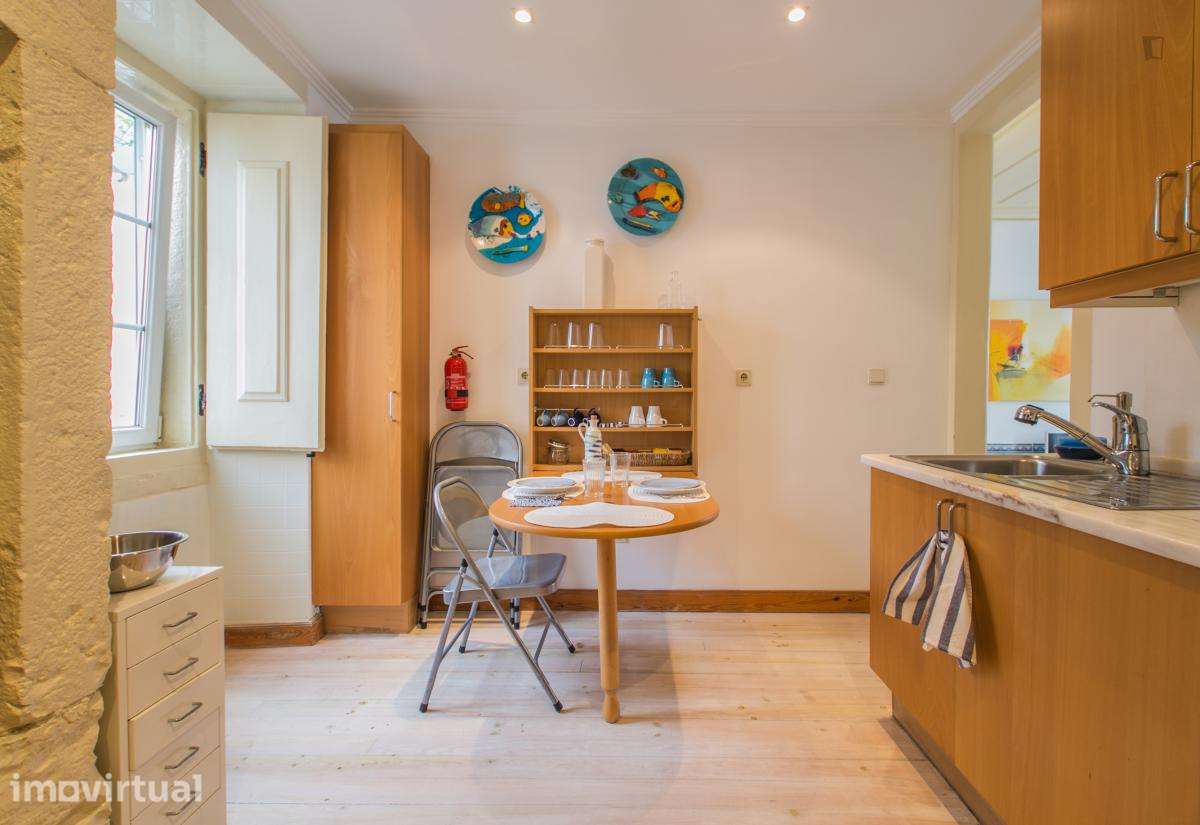 Apartamento com 1 quartos - localizado em São Bento Lisbon - Grande imagem: 4/12