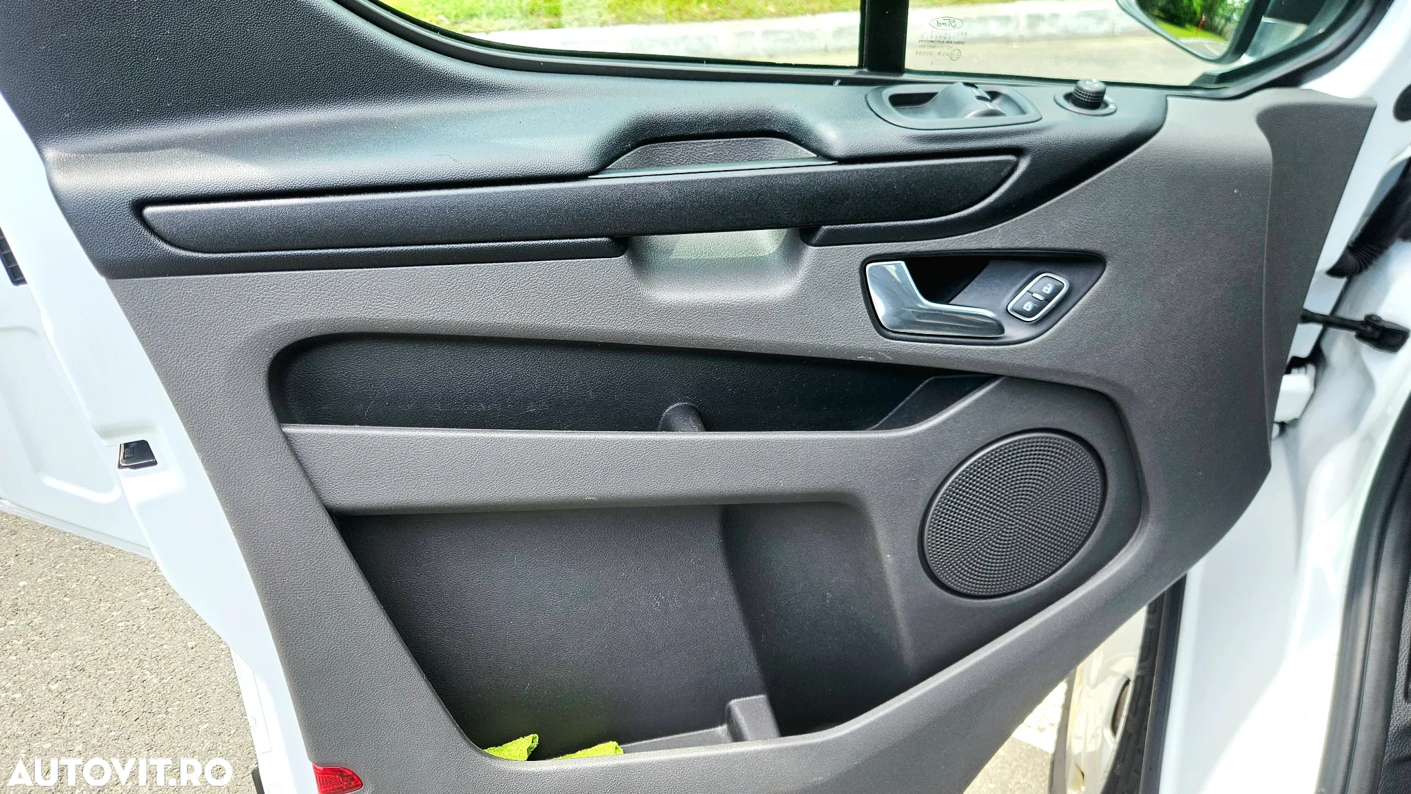 Ford Transit Custom 340 L2H1 VA Autm. Trend - 10
