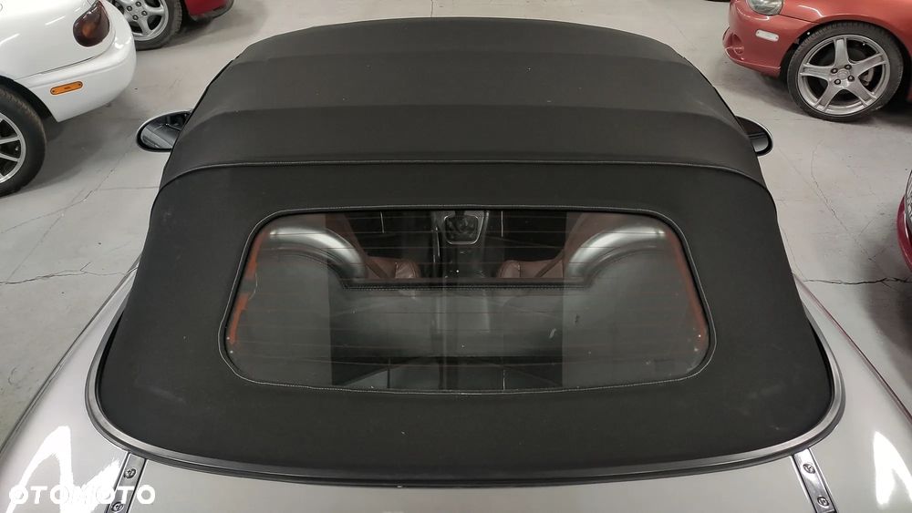 Mazda MX-5 1.6i 16V - 20