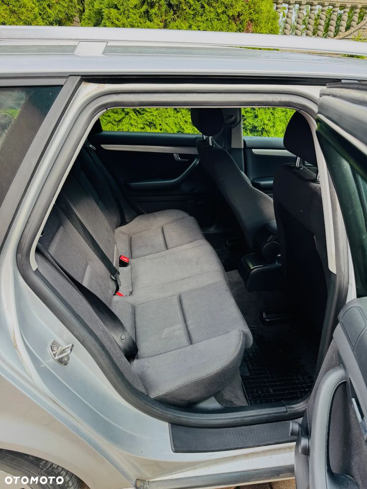 Audi A4 ver-1-8-t - 5