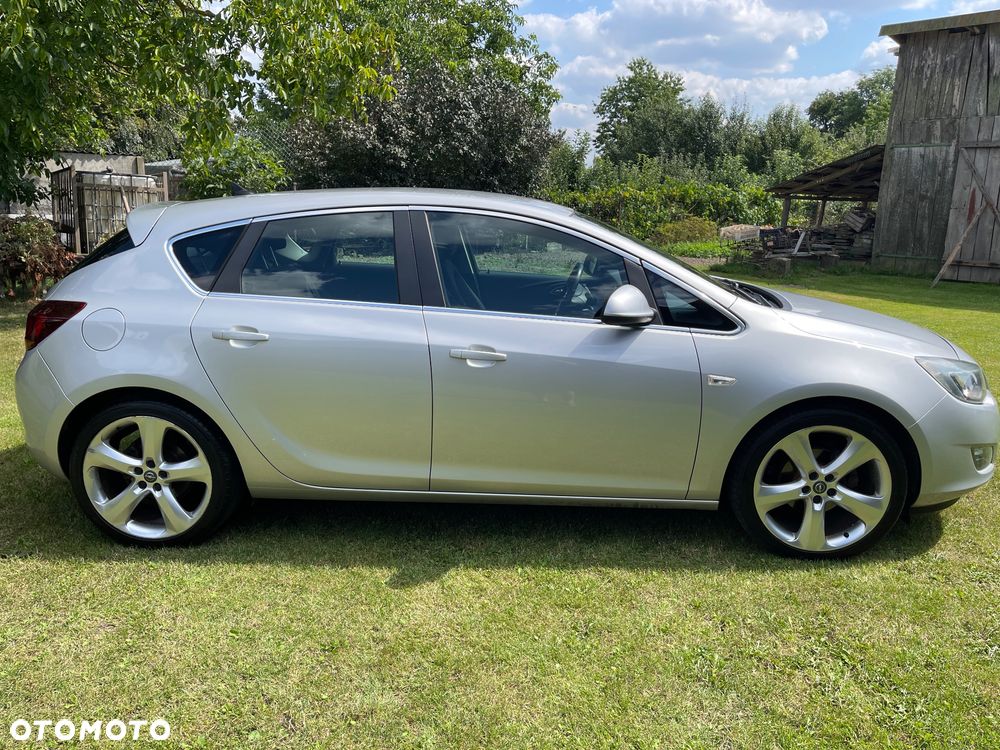 Opel Astra - 10
