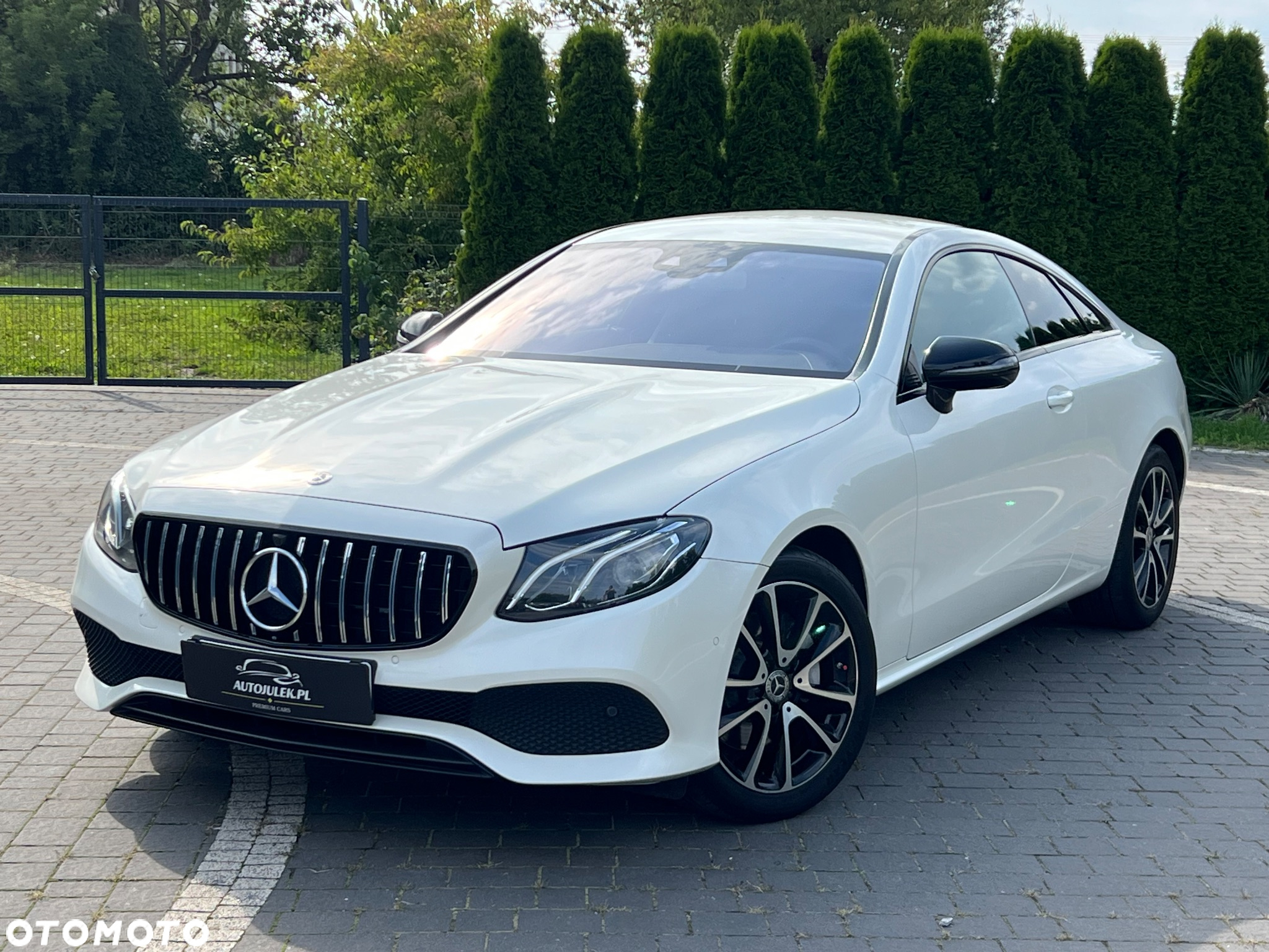 Mercedes-Benz Klasa E 220 d Coupe 9G-TRONIC - 6