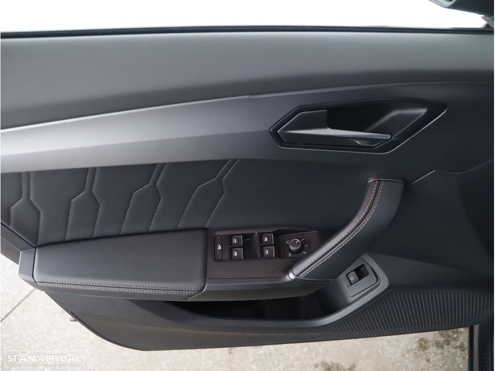 Cupra Formentor 1.4 e-Hybrid DSG - 9