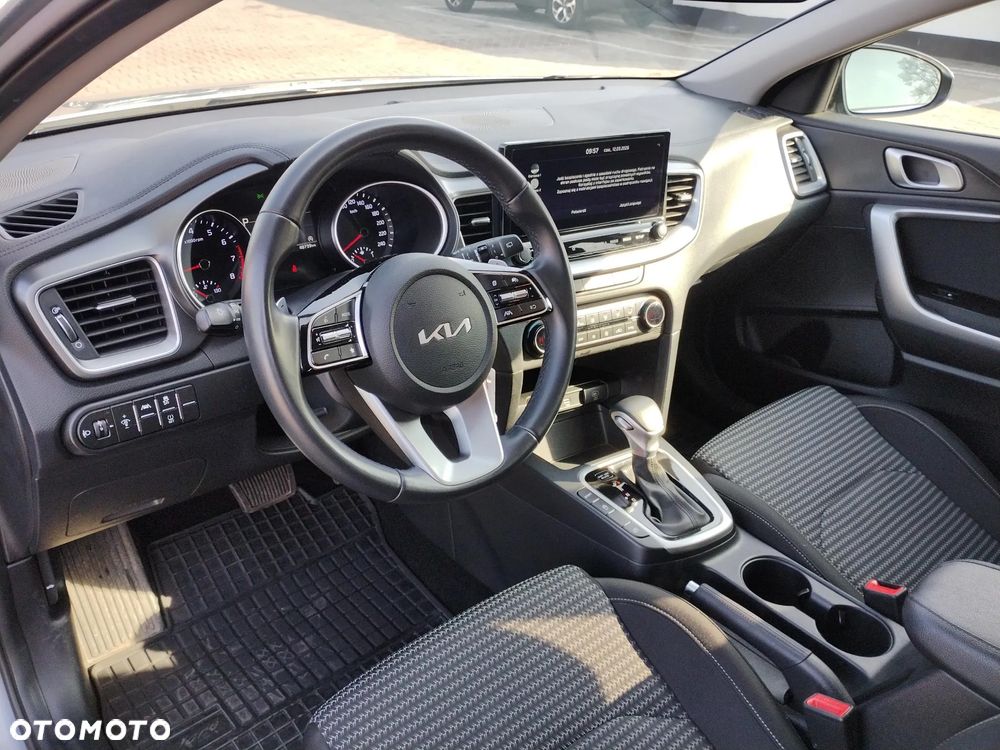 Kia Ceed 1.5 T-GDI M DCT - 10