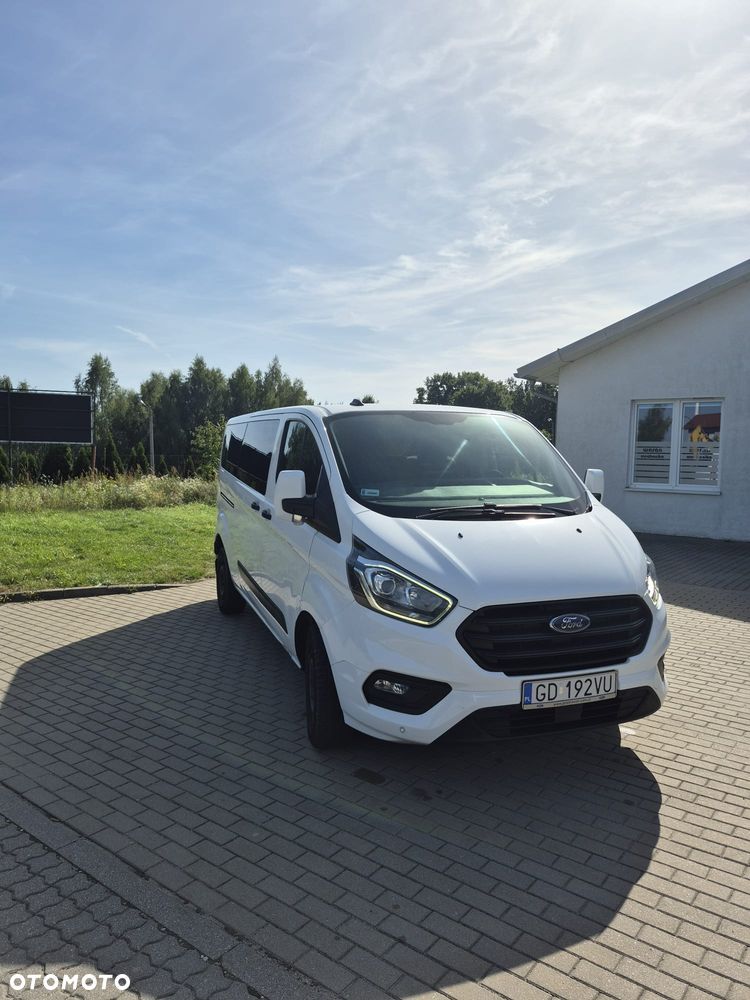 Ford Tourneo Custom - 2