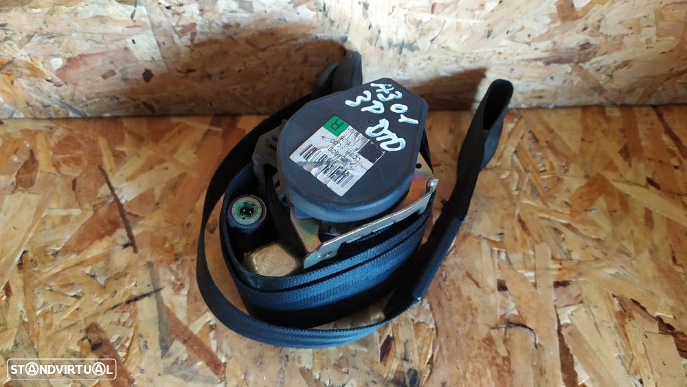 CINTO DE SEGURANÇA AUDI A3 8L 3 PORTAS - DIREITO - 1