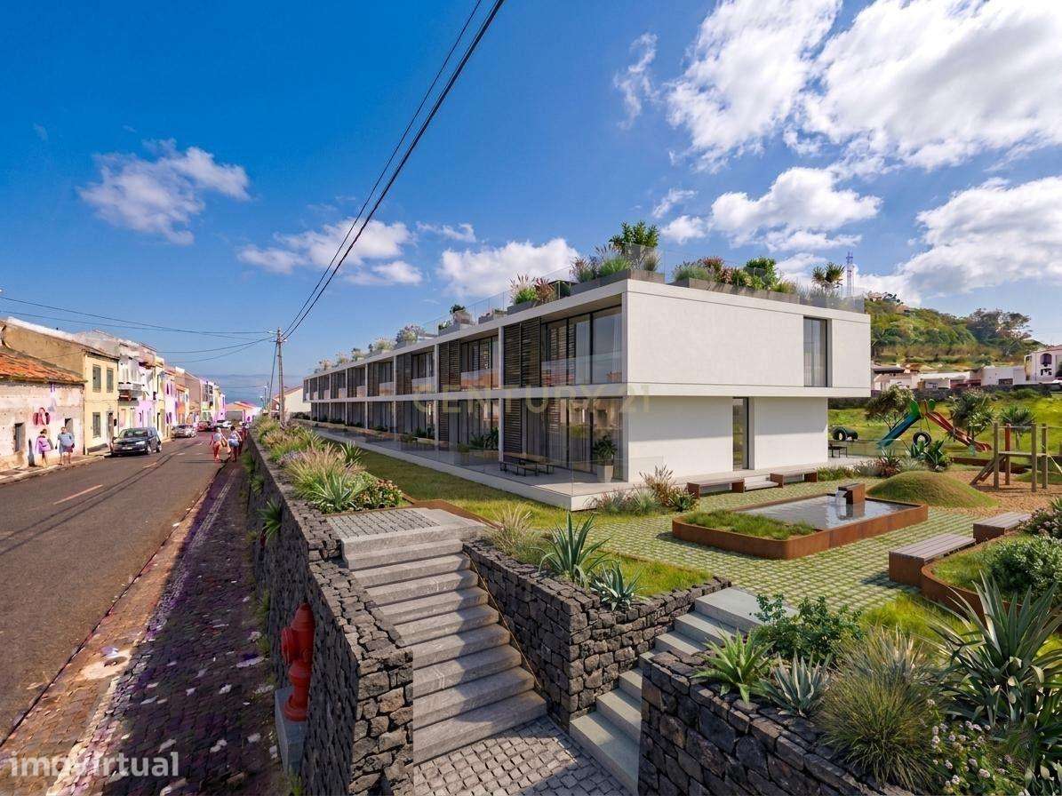 Último Terreno Amplo para Investimento junto à Praia - Grande imagem: 2/9