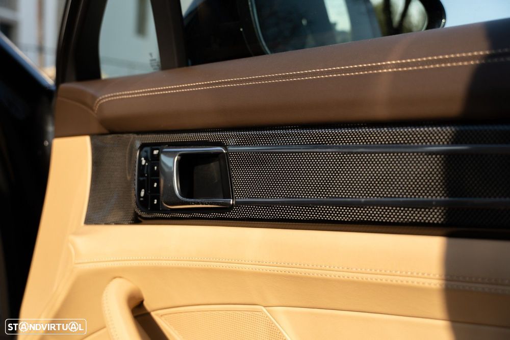 Porsche Panamera 4 S - 49