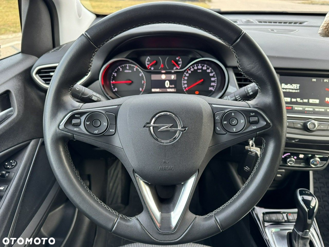 Opel Crossland - 11