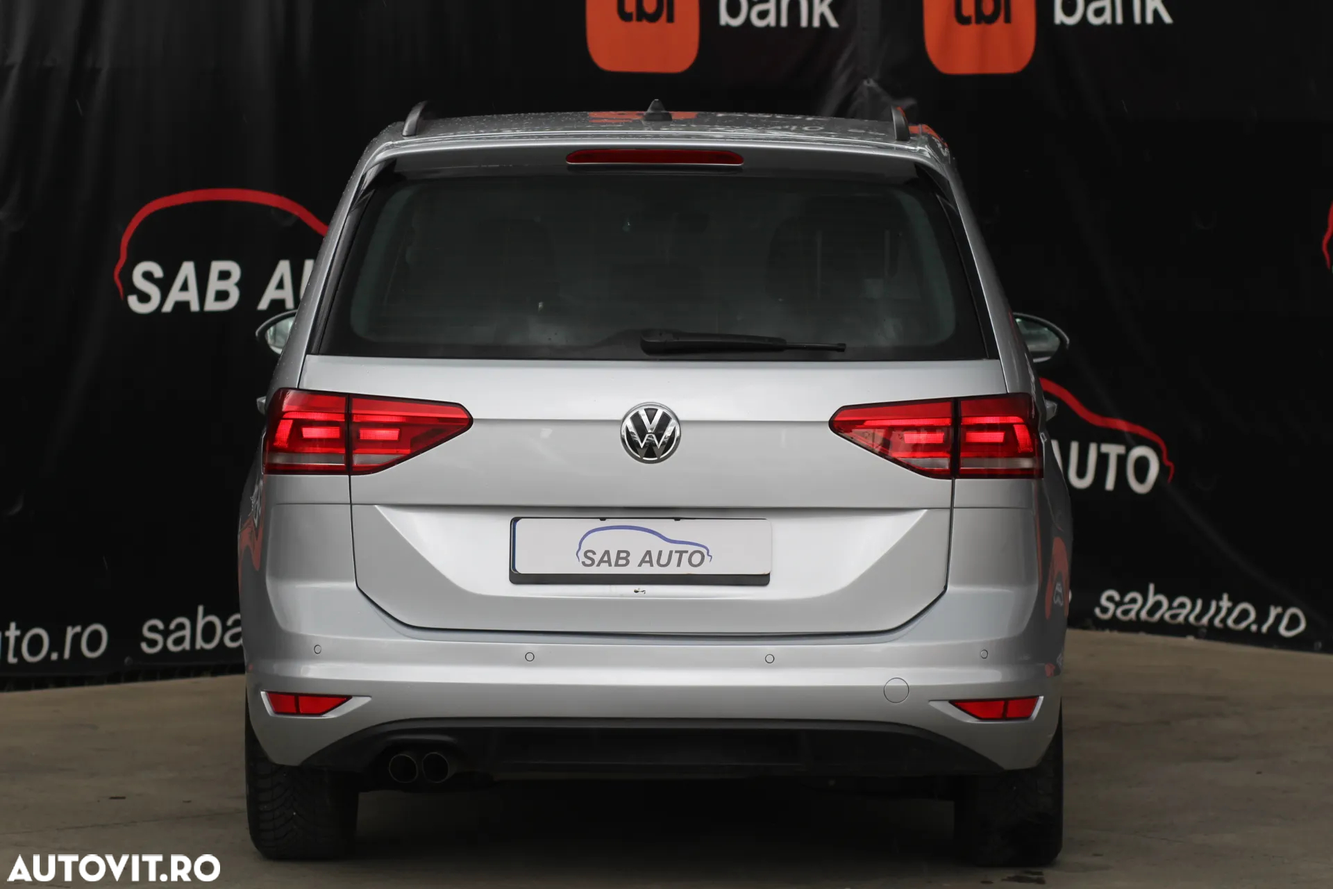 Volkswagen Touran 2.0 TDI DSG Comfortline - 15