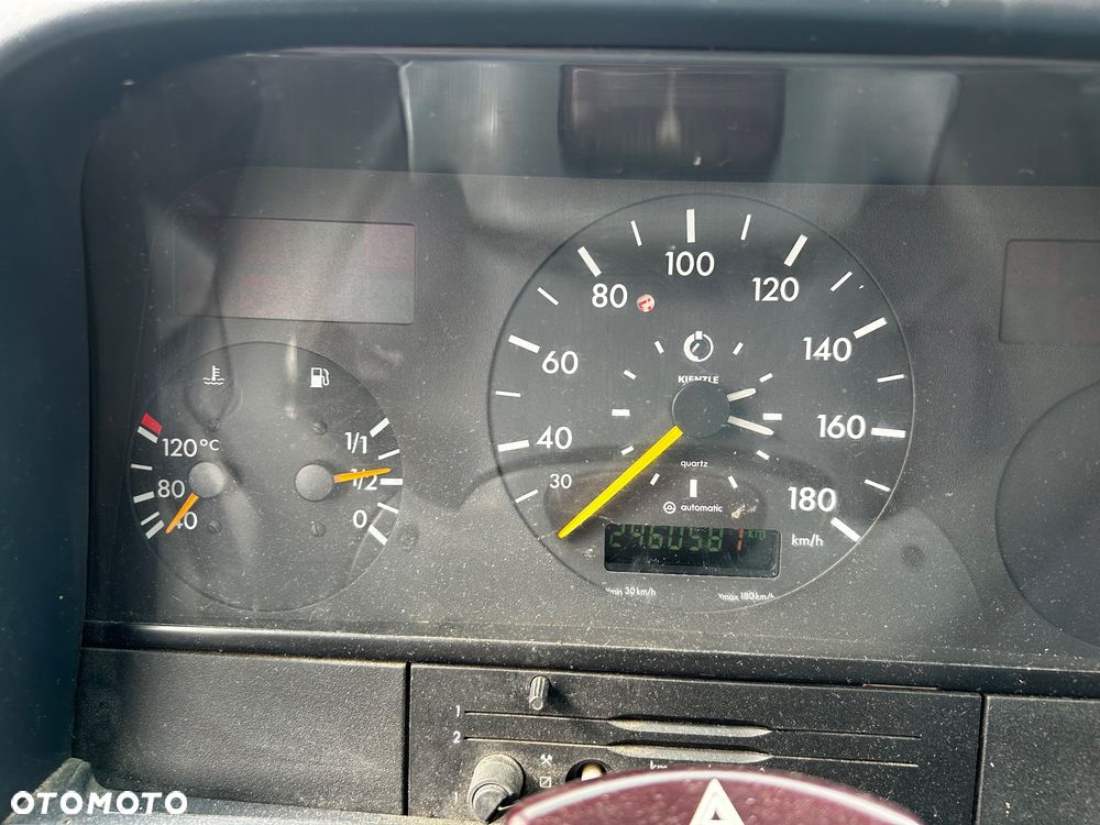 Mercedes-Benz Sprinter - 9