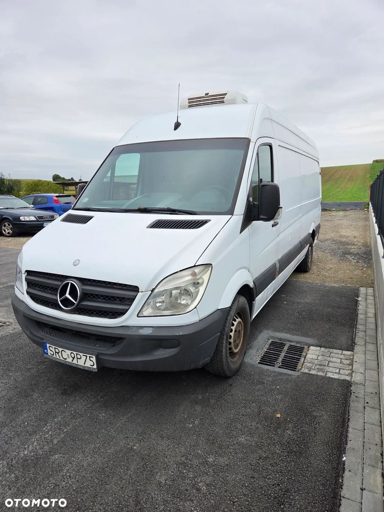 Mercedes-Benz Sprinter - 3