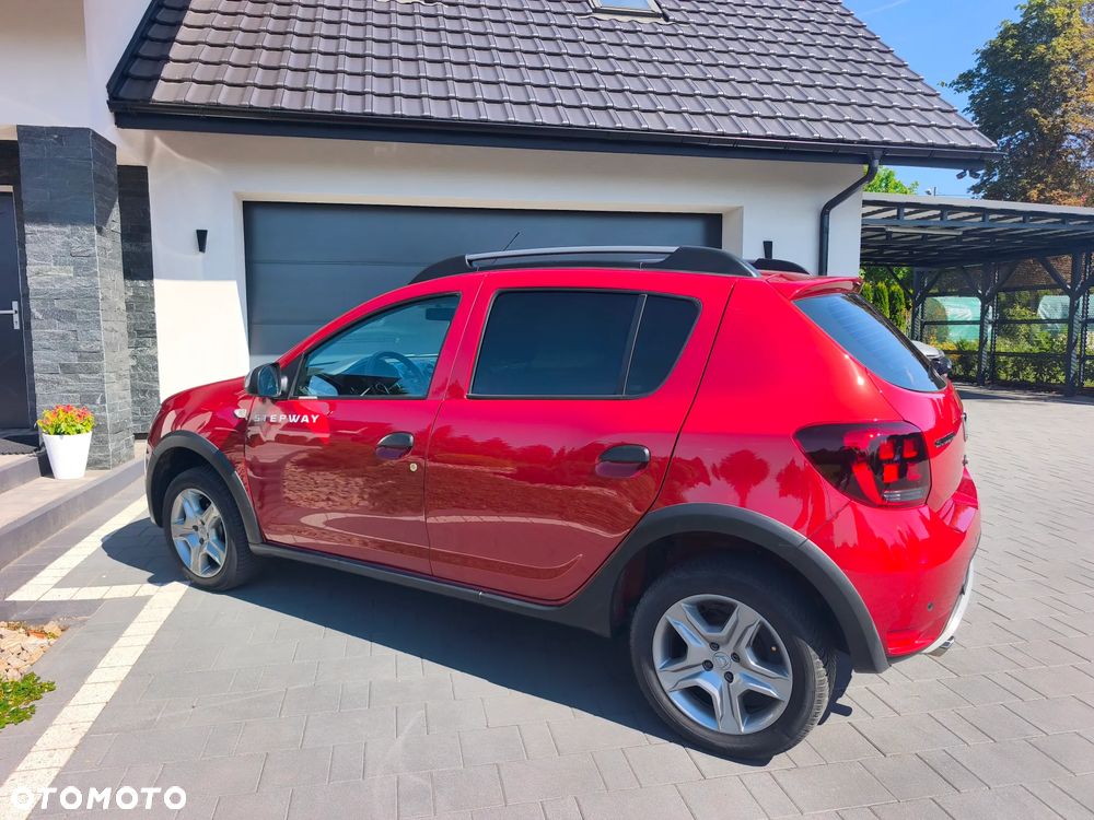 Dacia Sandero TCe 90 (S&S) Comfort - 9