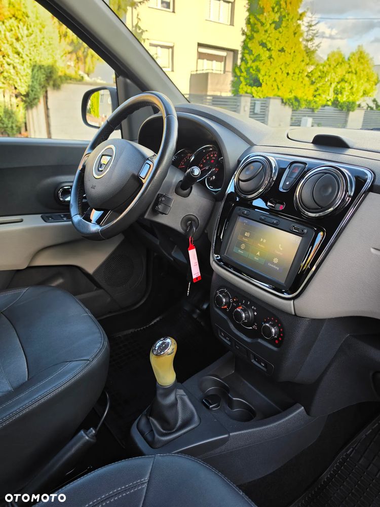 Dacia Lodgy 1.2 TCe Stepway S&S EU6 - 28