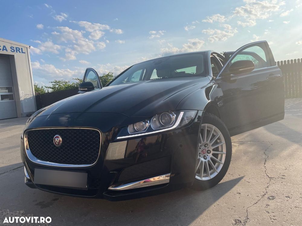 Jaguar XF 20d RWD E-Performance Prestige - 15