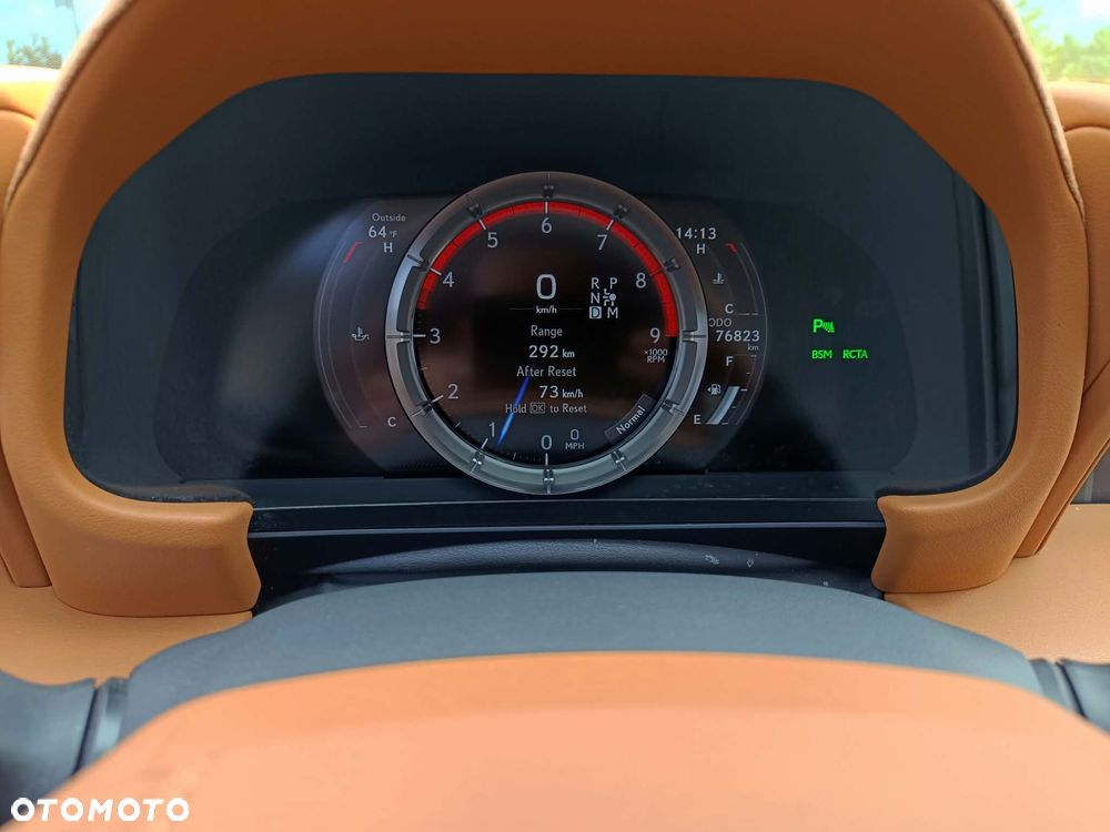 Lexus LC 500 Superturismo - 25
