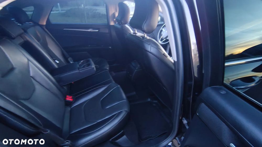 Ford Mondeo 2.0 Hybrid Trend - 15