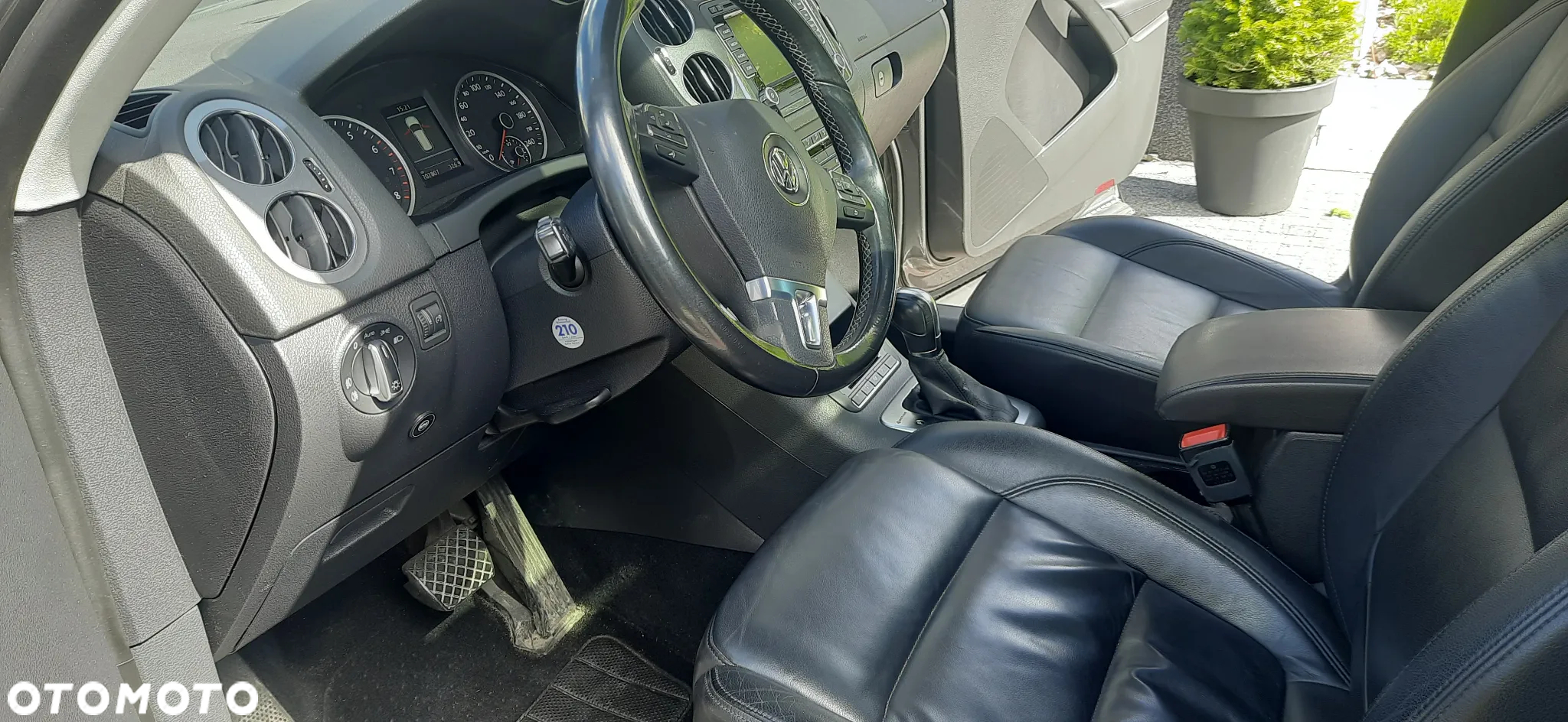 Volkswagen Tiguan - 3