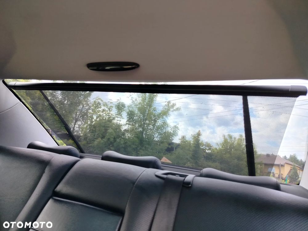 Mercedes-Benz Klasa E 420 CDI 7G-TRONIC Avantgarde DPF BusinessEDITION - 27