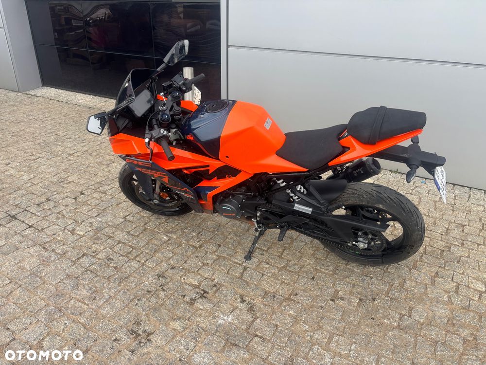 KTM RC 125 - 9