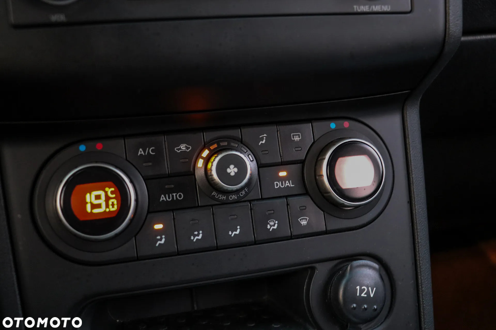 Nissan Qashqai 2.0 Tekna CVT - 21