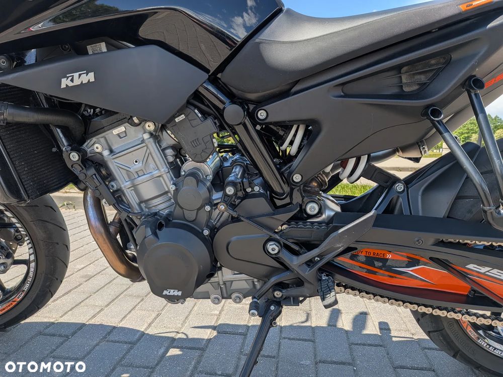 KTM DUKE 890 - 7