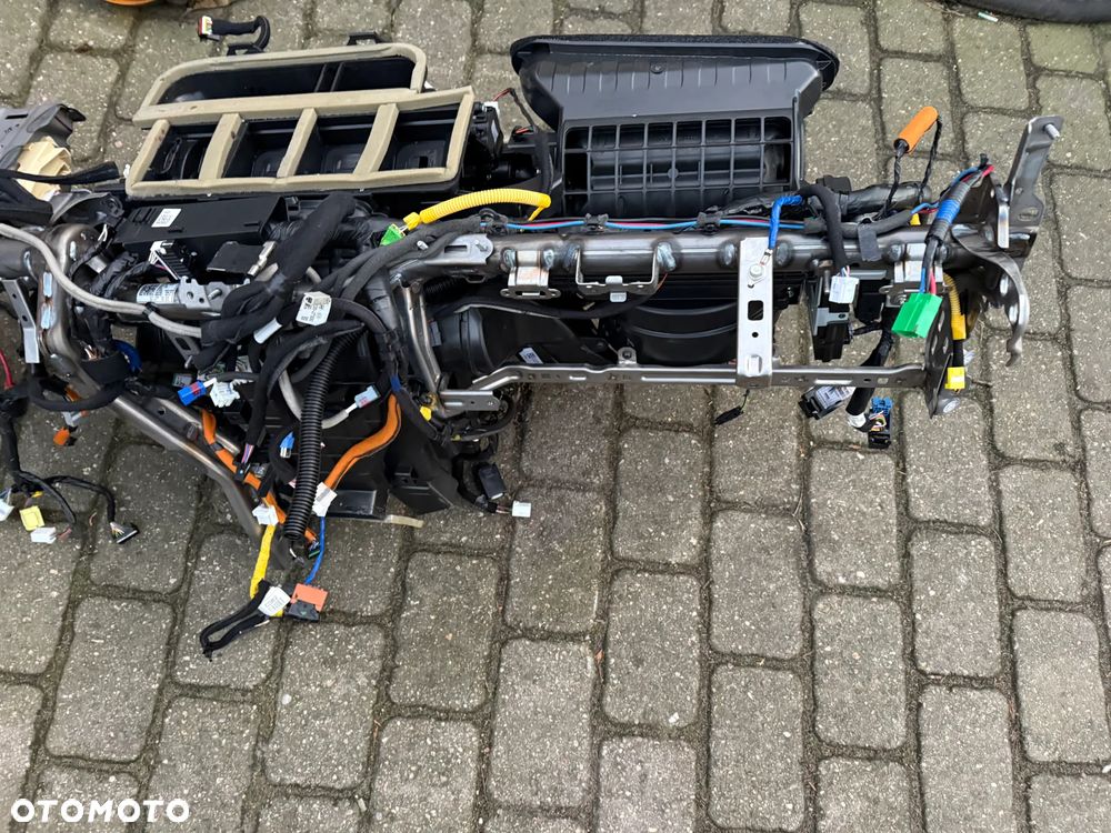 STELAŻ RURA KONSOLI KIA PROCEED III GT LIFT NAGRZEWNICA WIAZKA - 3