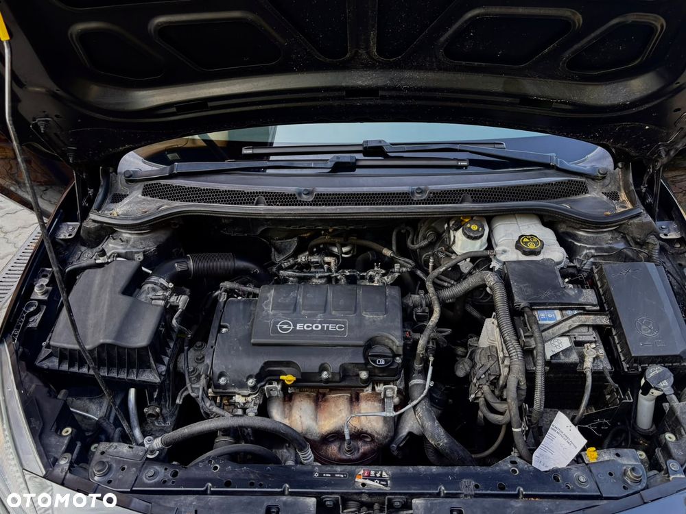 Opel Astra 1.4 - 15