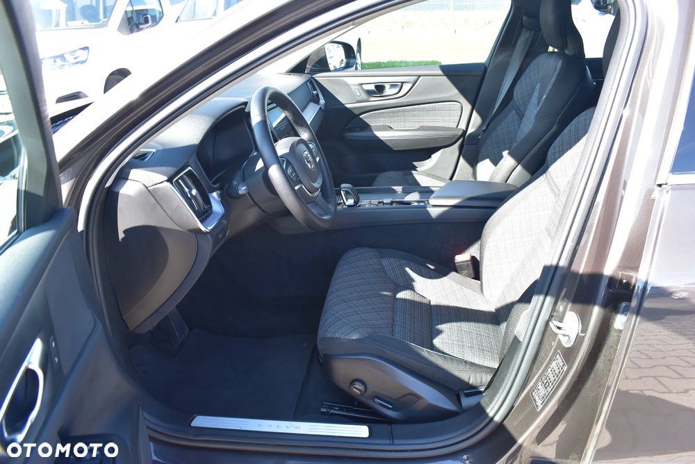 Volvo V60 B3 B Core - 9