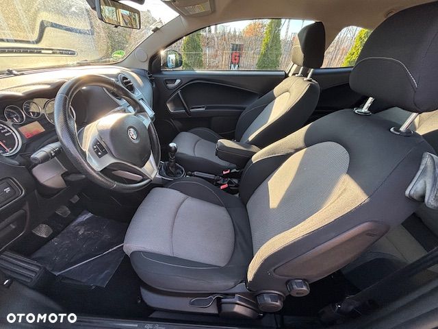 Alfa Romeo Mito 1.4 Distinctive - 14