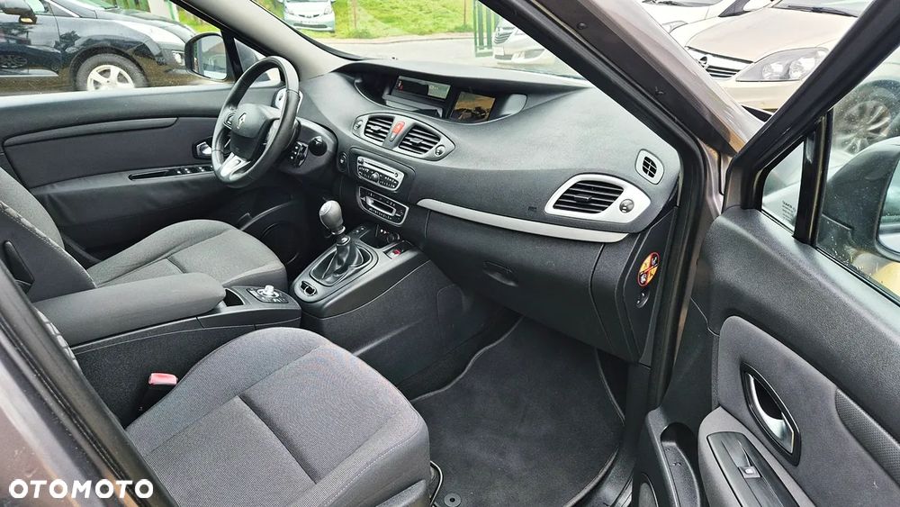 Renault Scenic 1.6 16V 110 TomTom Edition - 35