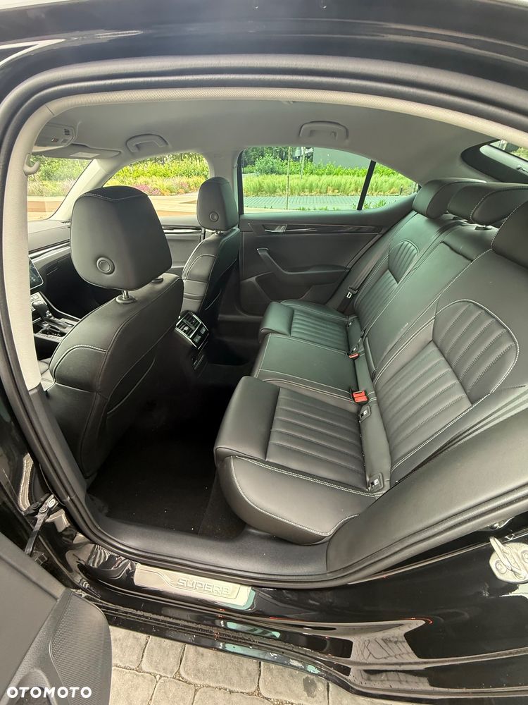 Skoda Superb 2.0 TSI 4x4 L&K DSG - 12
