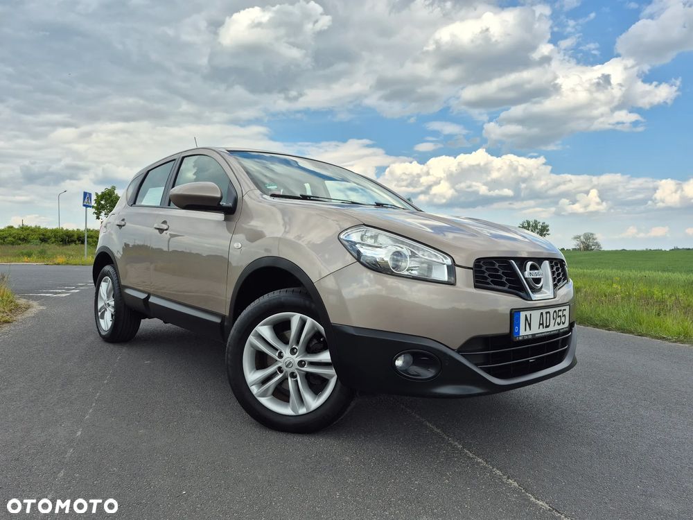 Nissan Qashqai - 2