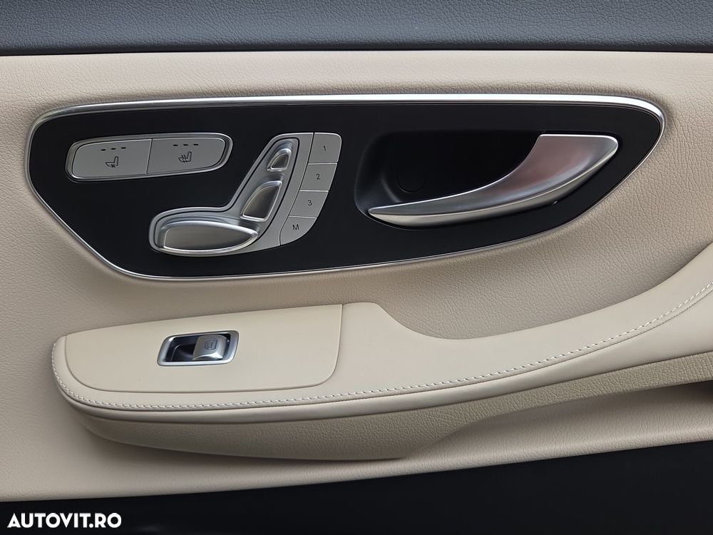 Mercedes-Benz V 300 d Extralang 4Matic 9G-TRONIC Exclusive - 15