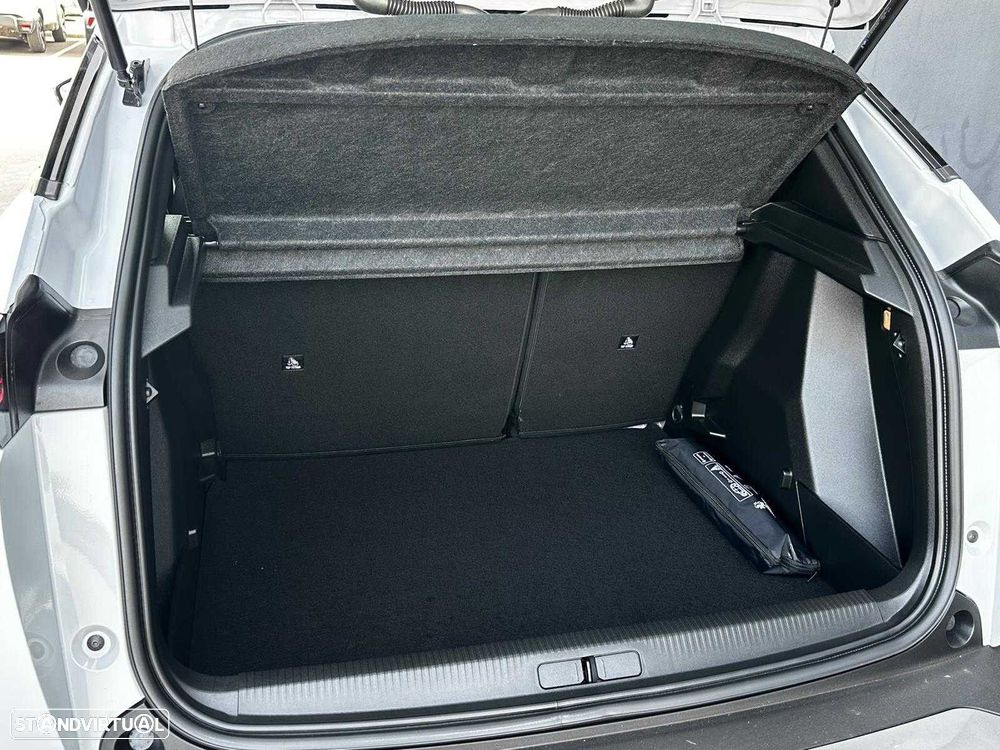 Peugeot 2008 1.2 Style - 20