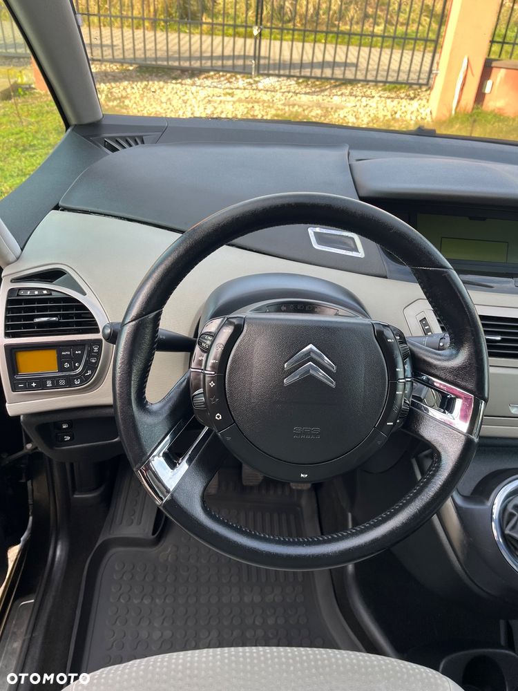 Citroën C4 Picasso 1.6 HDi FAP Exclusive - 16