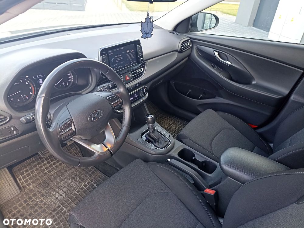 Hyundai i30 1.5 T-GDI 48V Comfort DCT - 29
