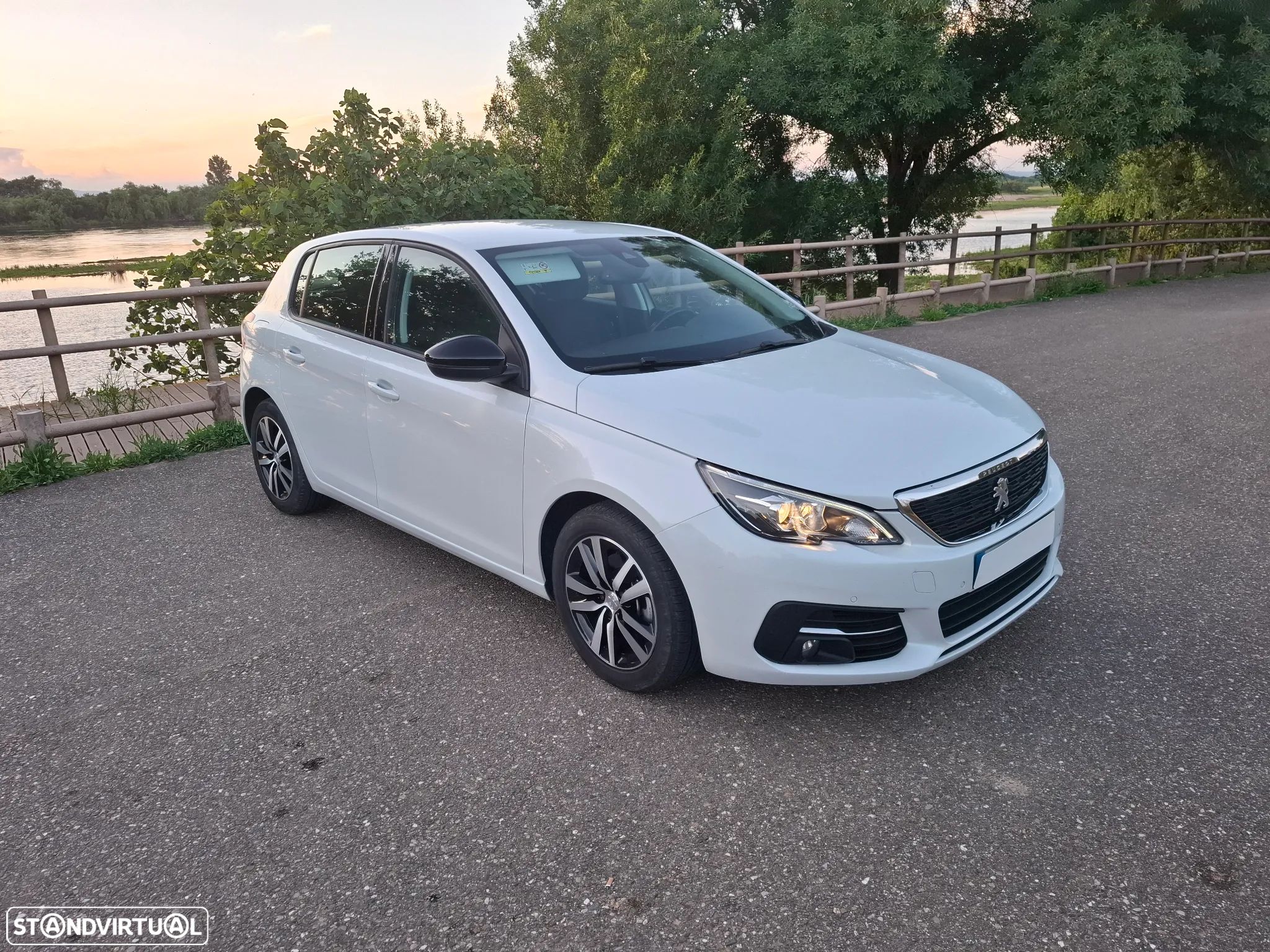 Peugeot 308 1.5 BlueHDi Active Pack - 1