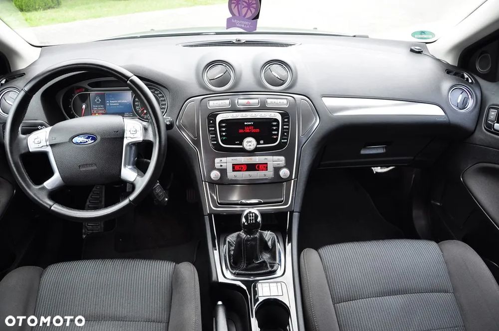 Ford Mondeo 2.0 FF Titanium - 30