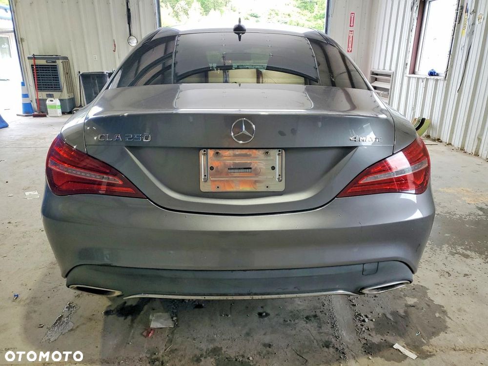 Mercedes-Benz CLA - 6