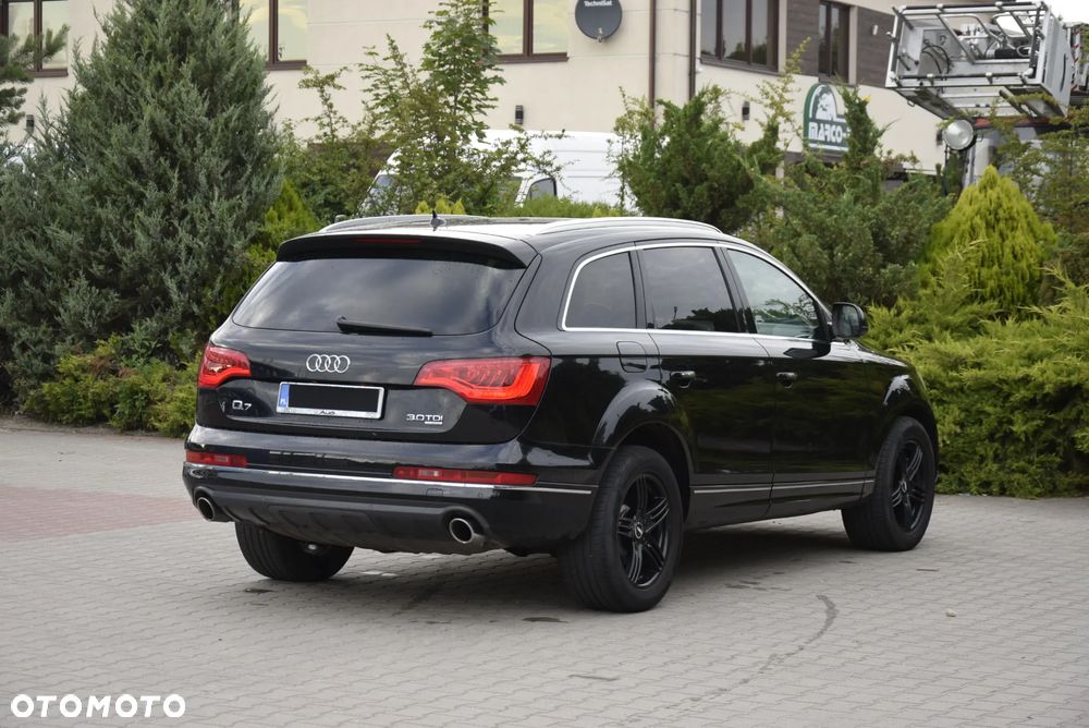 Audi Q7 - 25