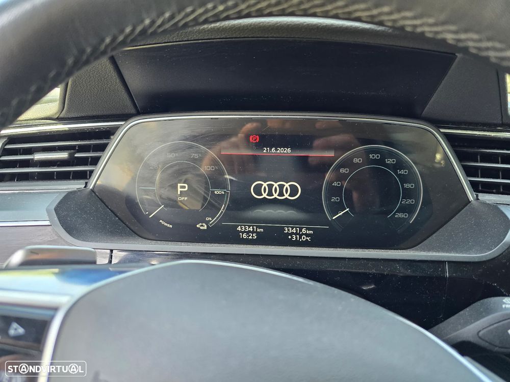 Audi e-tron 50 quattro S line - 8