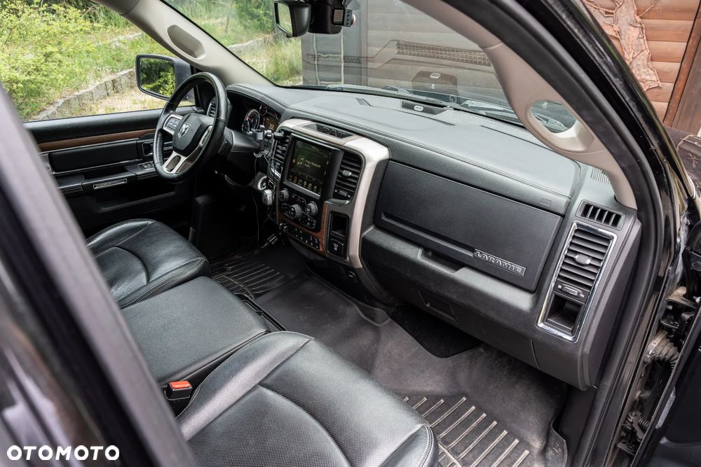 RAM 1500 Crew Cab Laramie - 25