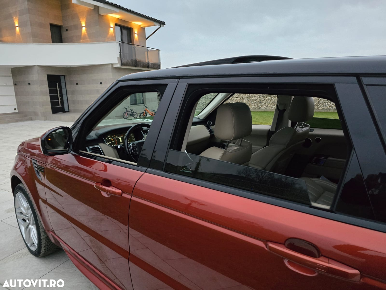 Land Rover Range Rover Sport - 11