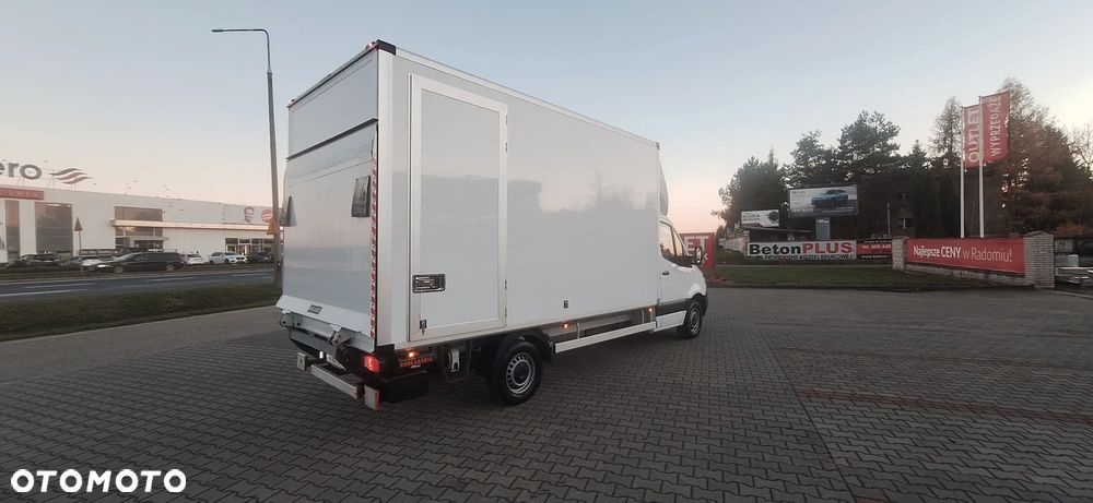 Mercedes-Benz sprinter - 4