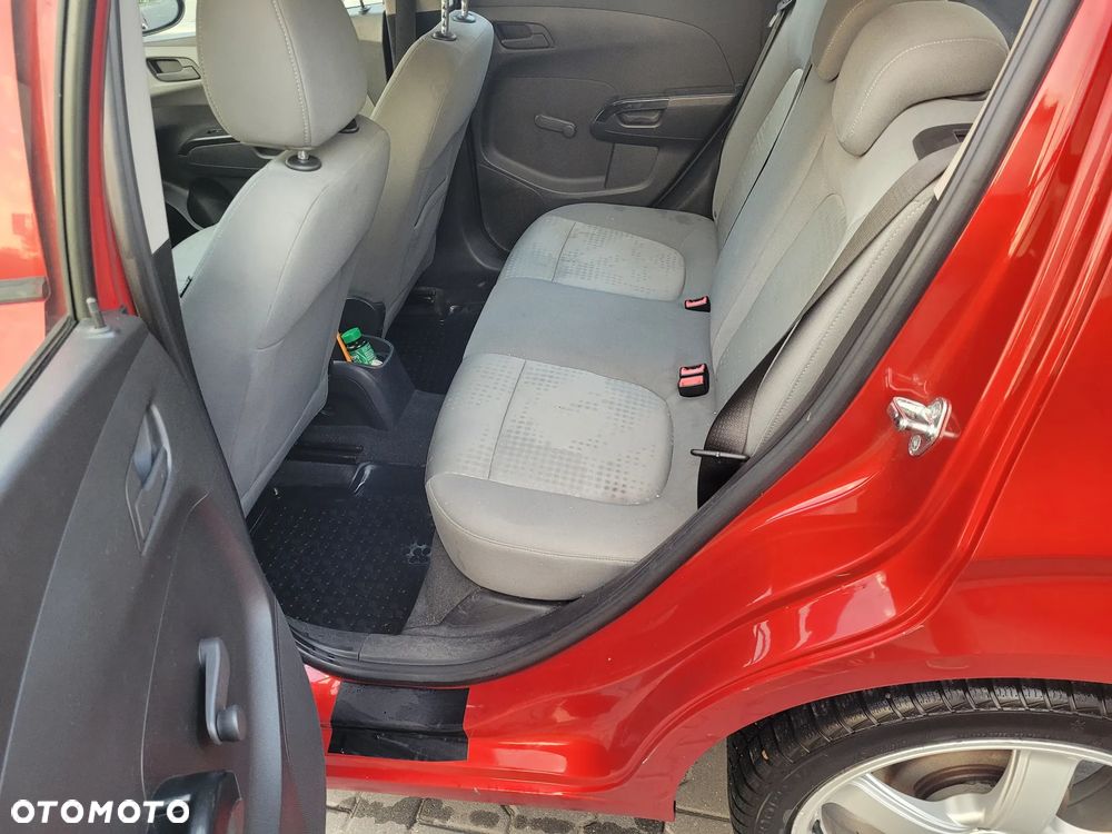 Chevrolet Aveo 1.2 LS - 11