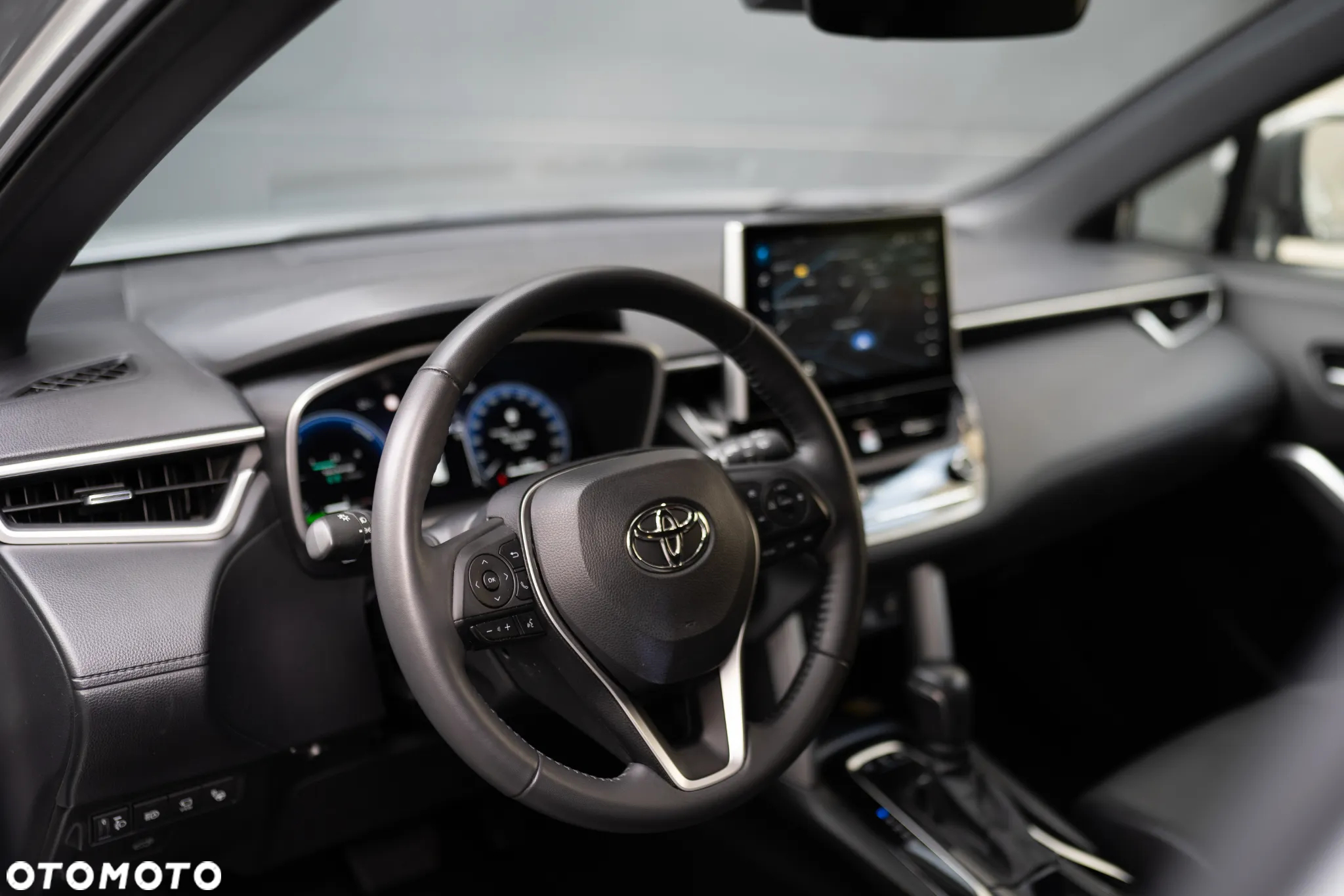 Toyota Corolla Cross 2.0 Hybrid Premiere Edition - 27