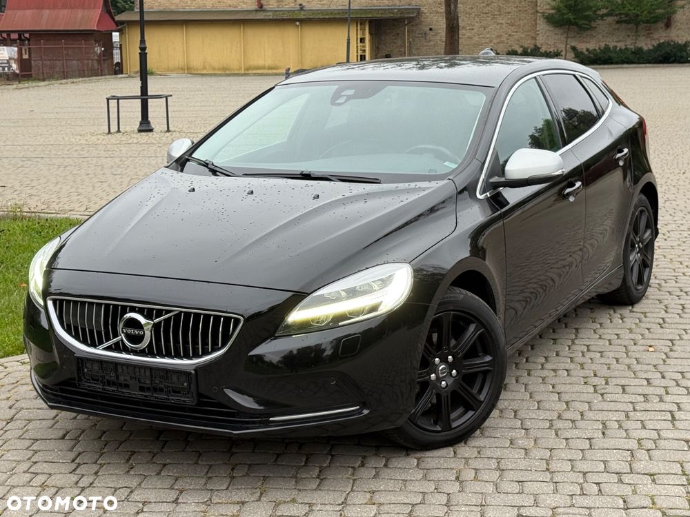 Volvo V40 D3 Inscription - 17